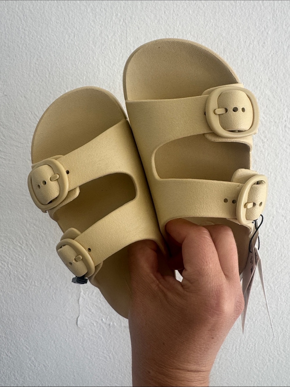 Zara Kids Neutral yellow  Cream Slide Sandals with Buckle Straps